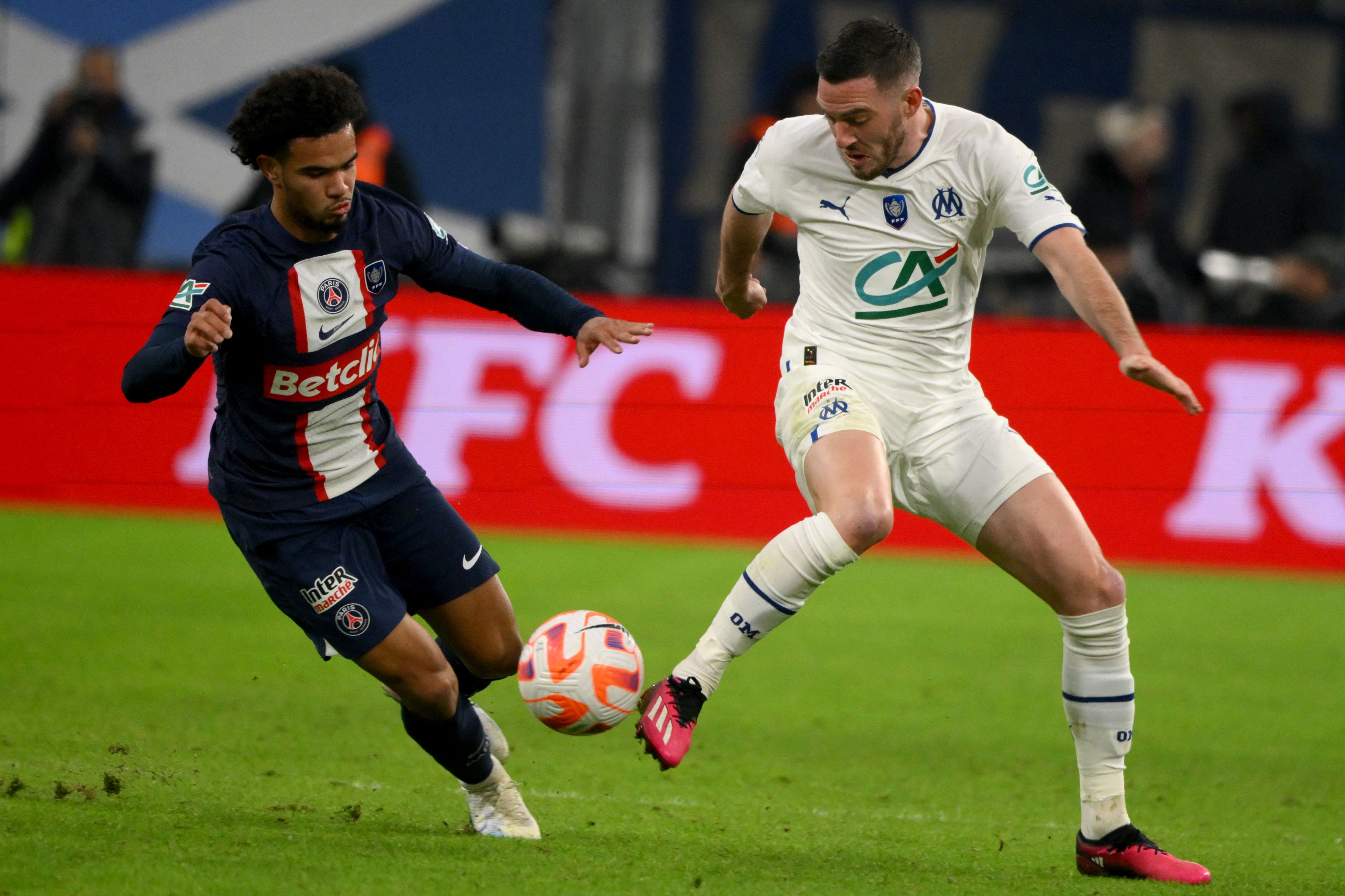 法国杯国际比赛日走向成谜;波尔图门线救险;引发热议;细节决定成败 法国杯国际比赛日走向成谜;波尔图门线救险;引发热议;细节决定成败