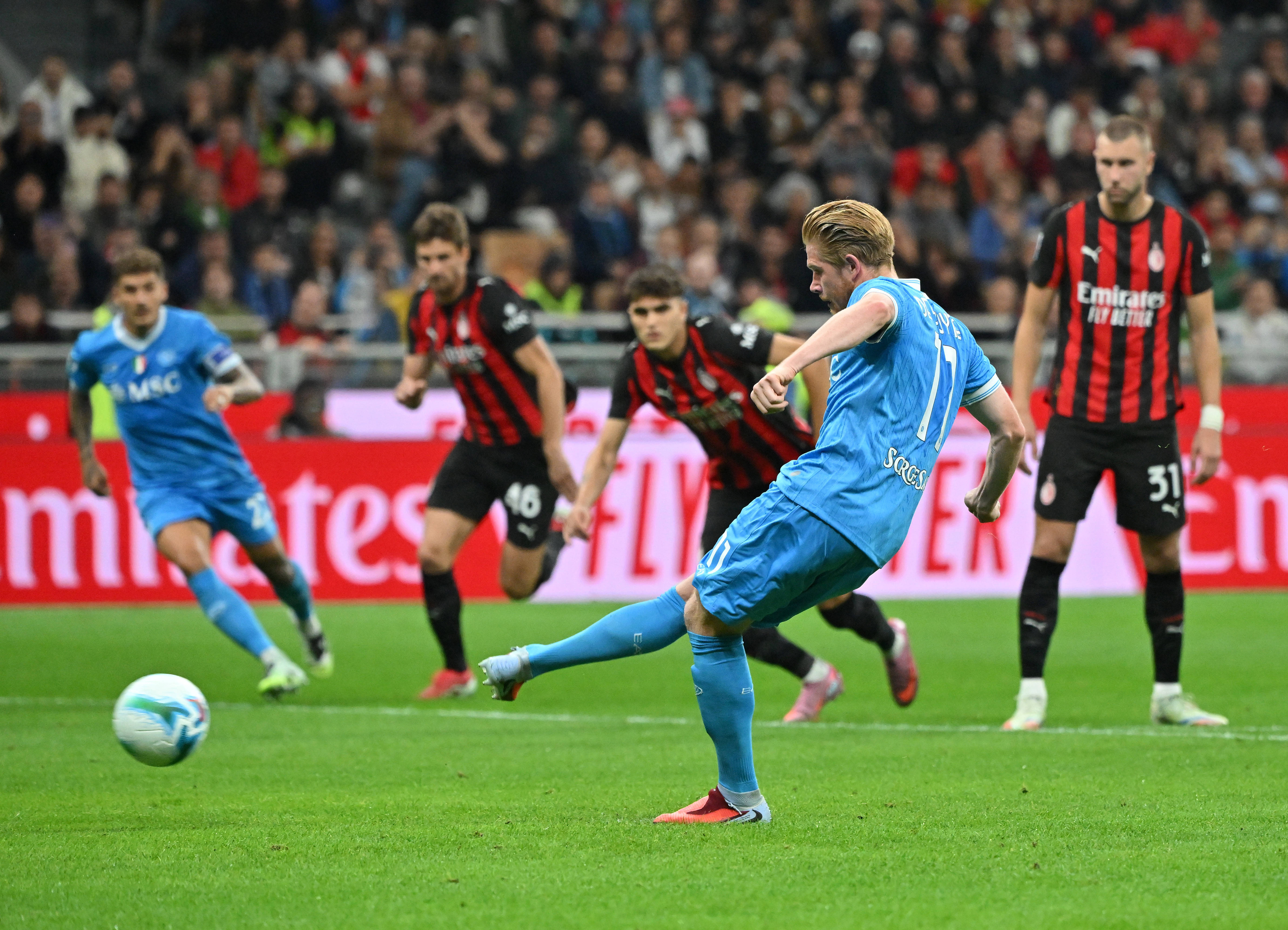 窗口期意甲焦点战；拜仁慕尼黑遗憾出局；气氛紧张；年轻球员得到机会的简单介绍